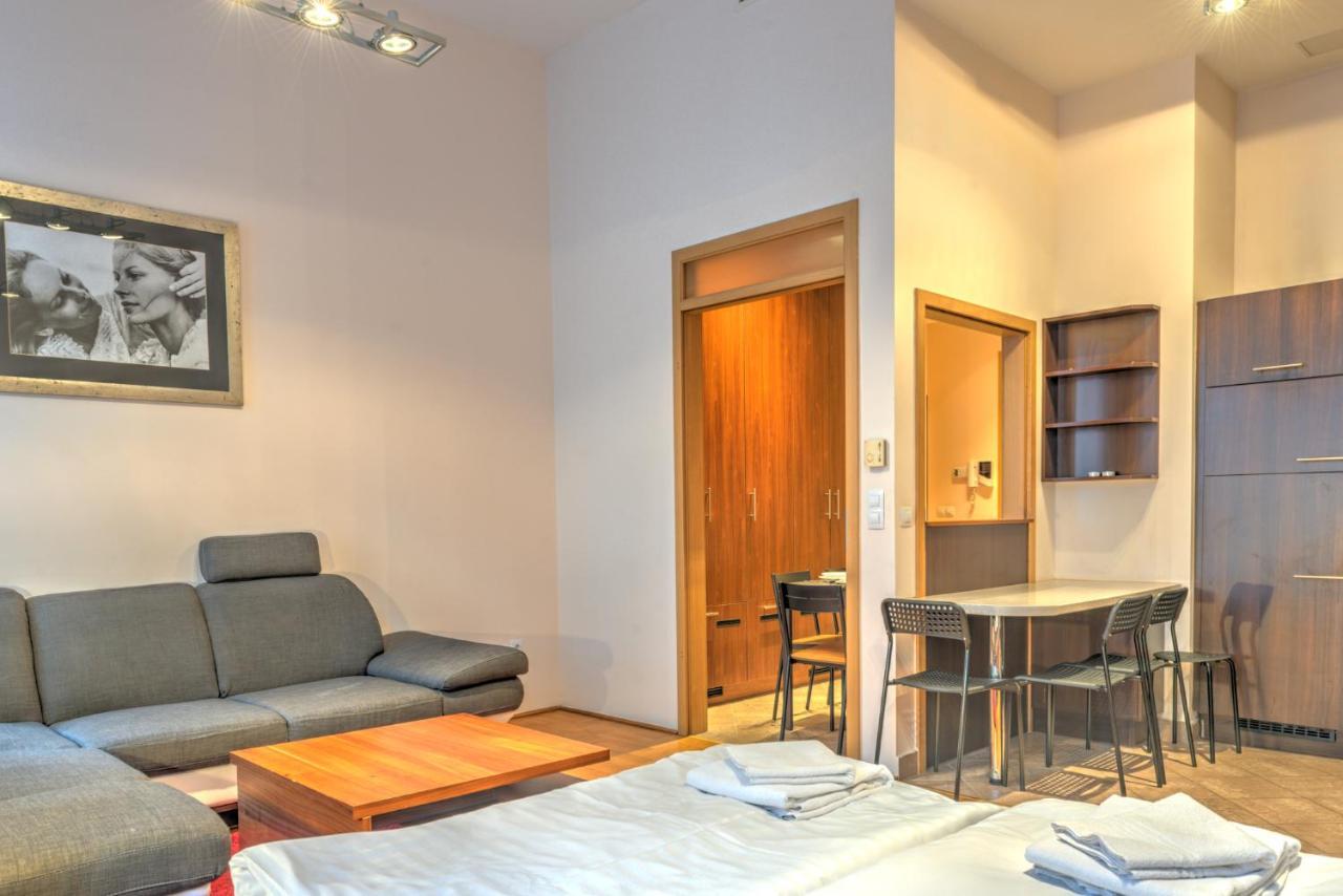 Downtown Residences Budapeste Exterior foto